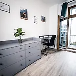 ⋙ Stilvolle Wohnung mit 2 Schlafzimmern&Balkon ⋘