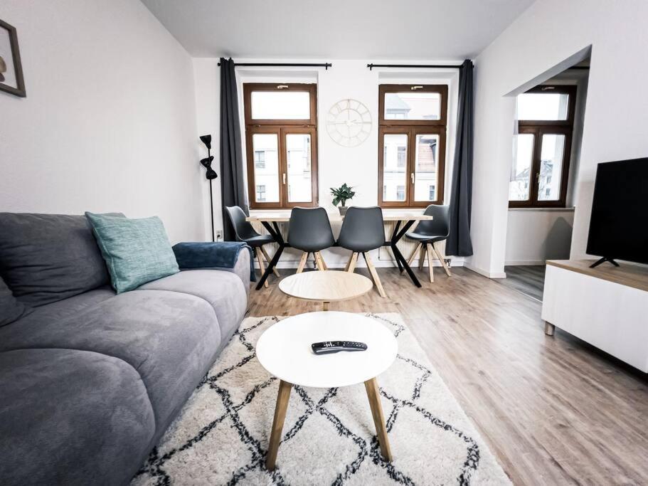⋙ Stilvolle Mit 2 Schlafzimmern&balkon ⋘