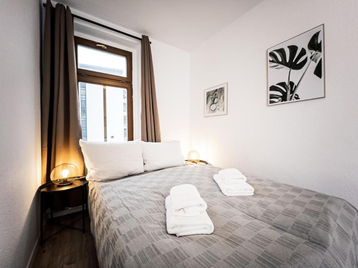 ⋙ Stilvolle Mit 2 Schlafzimmern&balkon ⋘ Apartment *
