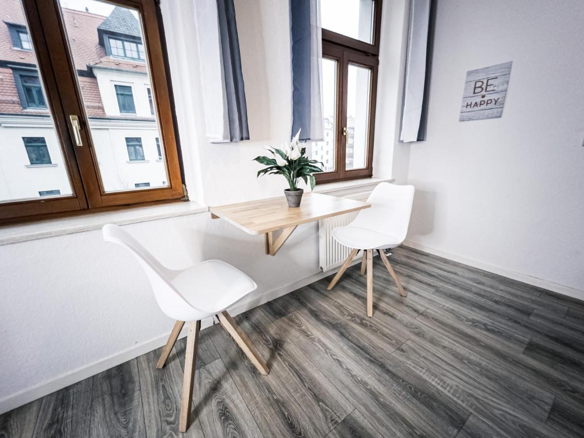 Apartment ⋙ Stilvolle Mit 2 Schlafzimmern & Balkon ⋘